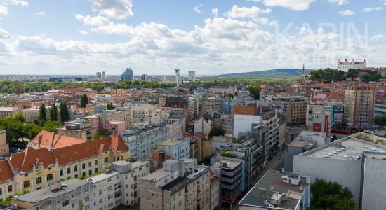 2,5-izbový byt v absolútnom centre - Rajská ulica