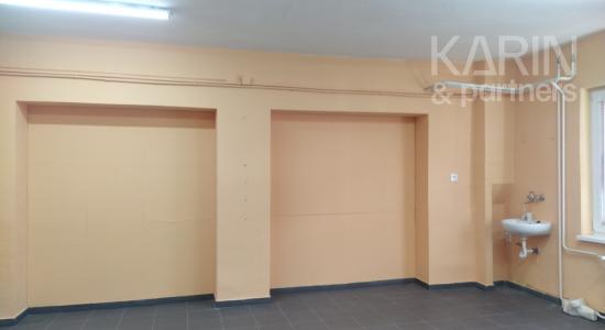 Prenájom viacúčelová miestnosť 28 m2 pre ESHOP, Vajnorská ul., BA III., časť Jurajov dvor.
