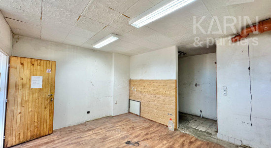 PREDAJ: MULTIFUNKČNÝ PRIESTOR 24 M² S PARKOVANÍM