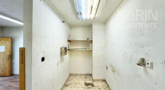 PREDAJ: MULTIFUNKČNÝ PRIESTOR 24 M² S PARKOVANÍM