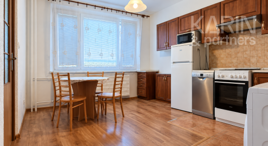 Kompletne zrekonštruovaný a zariadený 1-izbový byt (39 m²) vo Zvolene – Záhonok