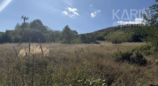 EXKLUZÍVNA FARMA NA SAMOTE – 33 000 m², NOVOSTAVBA DOMU, ABSOLÚTNE SÚKROMIE | HORNÉ PLACHTINCE | OKRES VEĽKÝ KRTÍŠ
