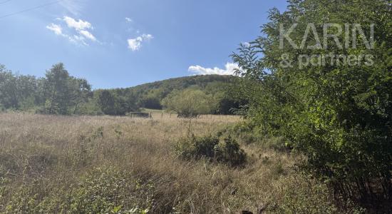 EXKLUZÍVNA FARMA NA SAMOTE – 33 000 m², NOVOSTAVBA DOMU, ABSOLÚTNE SÚKROMIE | HORNÉ PLACHTINCE | OKRES VEĽKÝ KRTÍŠ