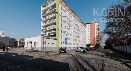 SVETLÝ ZARIADENÝ 2I BYT S LODŽIOU S VÝHĽADOM NA HRAD | NIVY