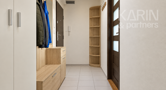 3-izbový byt 75,5 m² s 2 klimatizáciami, šatníkom a balkónom – Tlmače, Lipník ul.Lipová