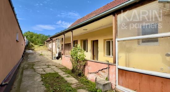 4-izbový dom v Chropove s veľkým pozemkom na predaj