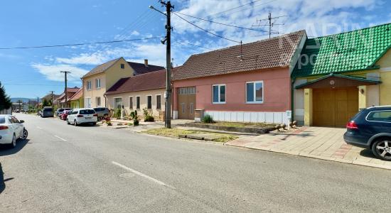 4-izbový dom v Chropove s veľkým pozemkom na predaj