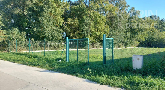 Veľkorysý stavebný pozemok 1 116 m2, všetky inžinierske siete