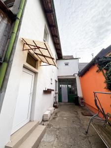 NA PREDAJ 5i RODINNÝ DOM S POZEMKOM 1 650 M² – KOPČANY