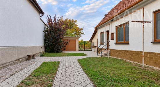 5-izbový dvojgeneračný rodinný dom s dvoma samostatnými vstupmi– VEĽKÝ GROB