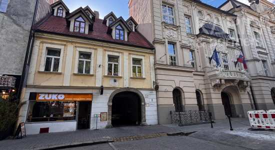 Prenájom 2-izbového bytu v Bratislave - Starom Meste na Palackého ul.