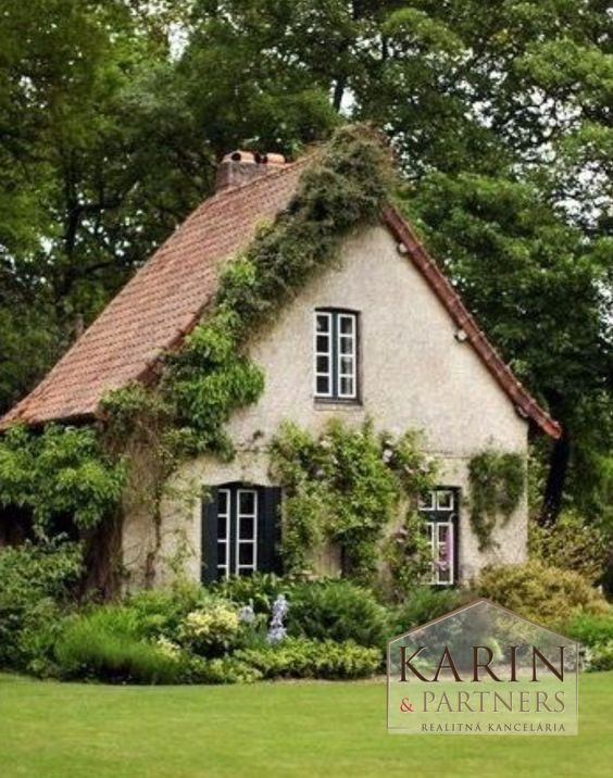 Hľadáme pre konkrétnych klientov rodinné domy, pozemky, byty v lokalite Záhorie.