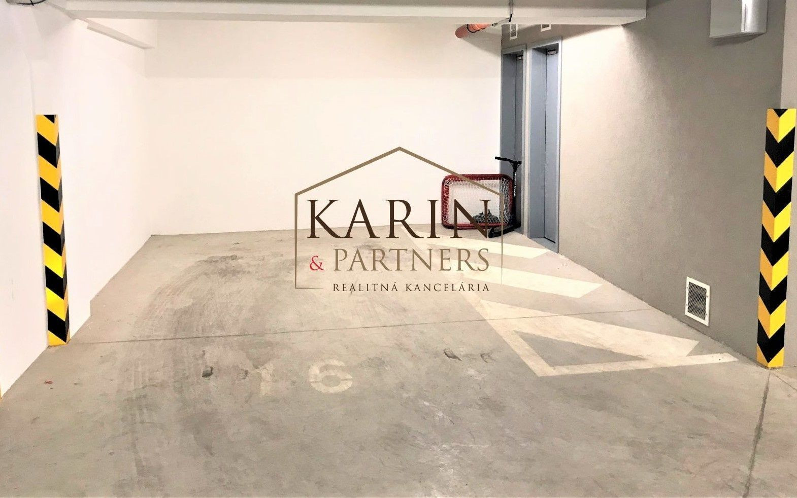 KÚPA - PARKOVACIE MIESTO - BRATISLAVA - ŽILINSKÁ UL. - CENA: DOHODOU (HOTOVOSŤ)