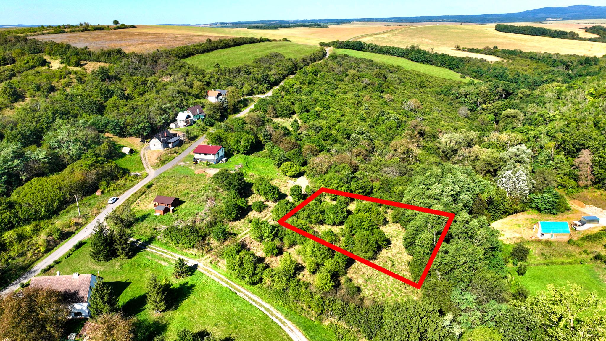 Stavebný pozemok 2060 m2 blízko kúpeľného mesta Dudince