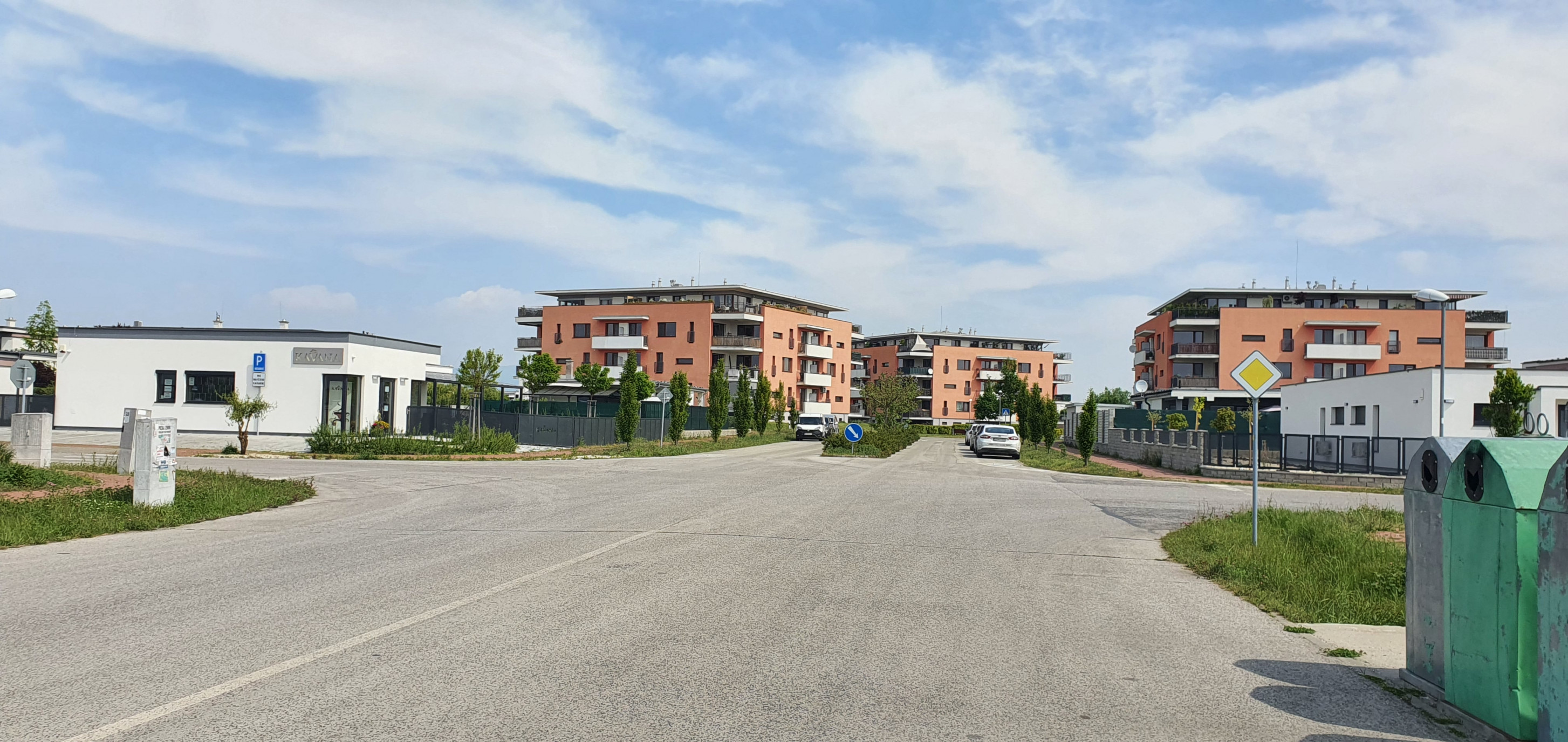 PRE MÔJHO  KLIENTA HĽADÁM 3 IZB. BYT V DUNAJSKEJ STREDE