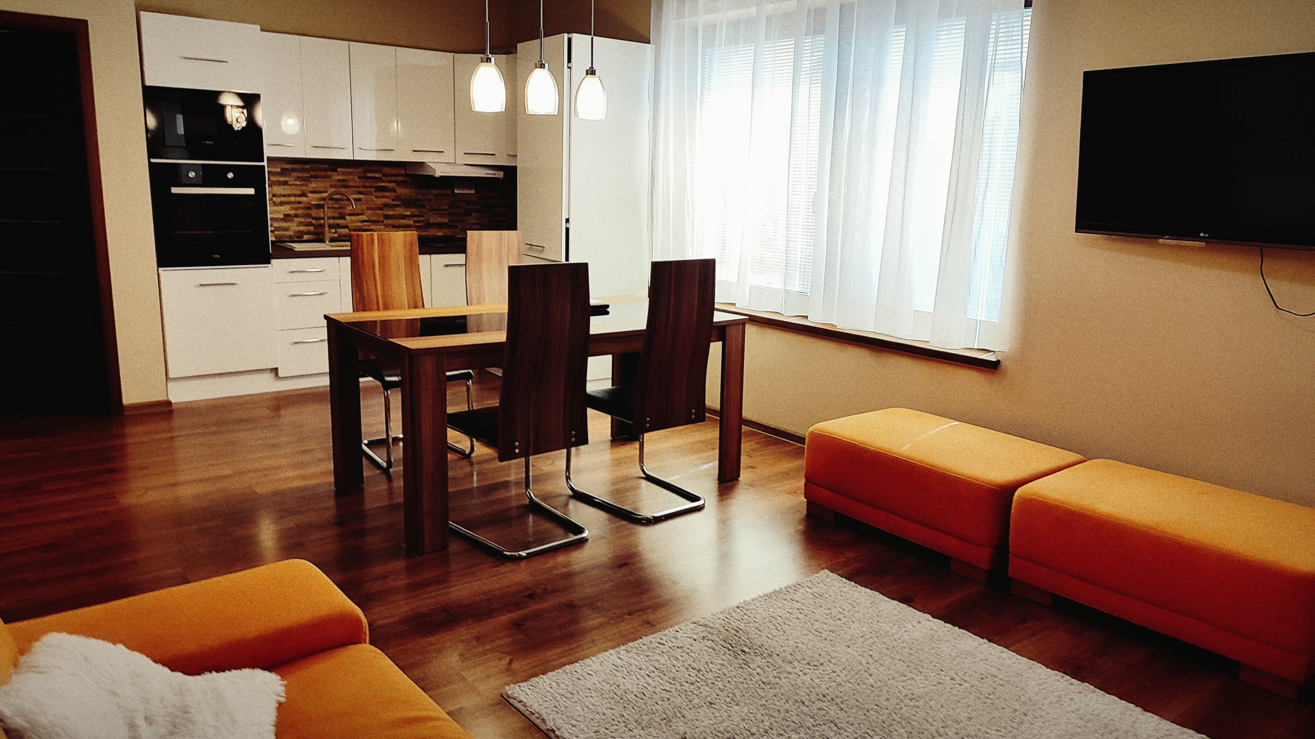 NA PRENÁJOM: 2izbový byt v rodinnom dome, s terasou a dvorom