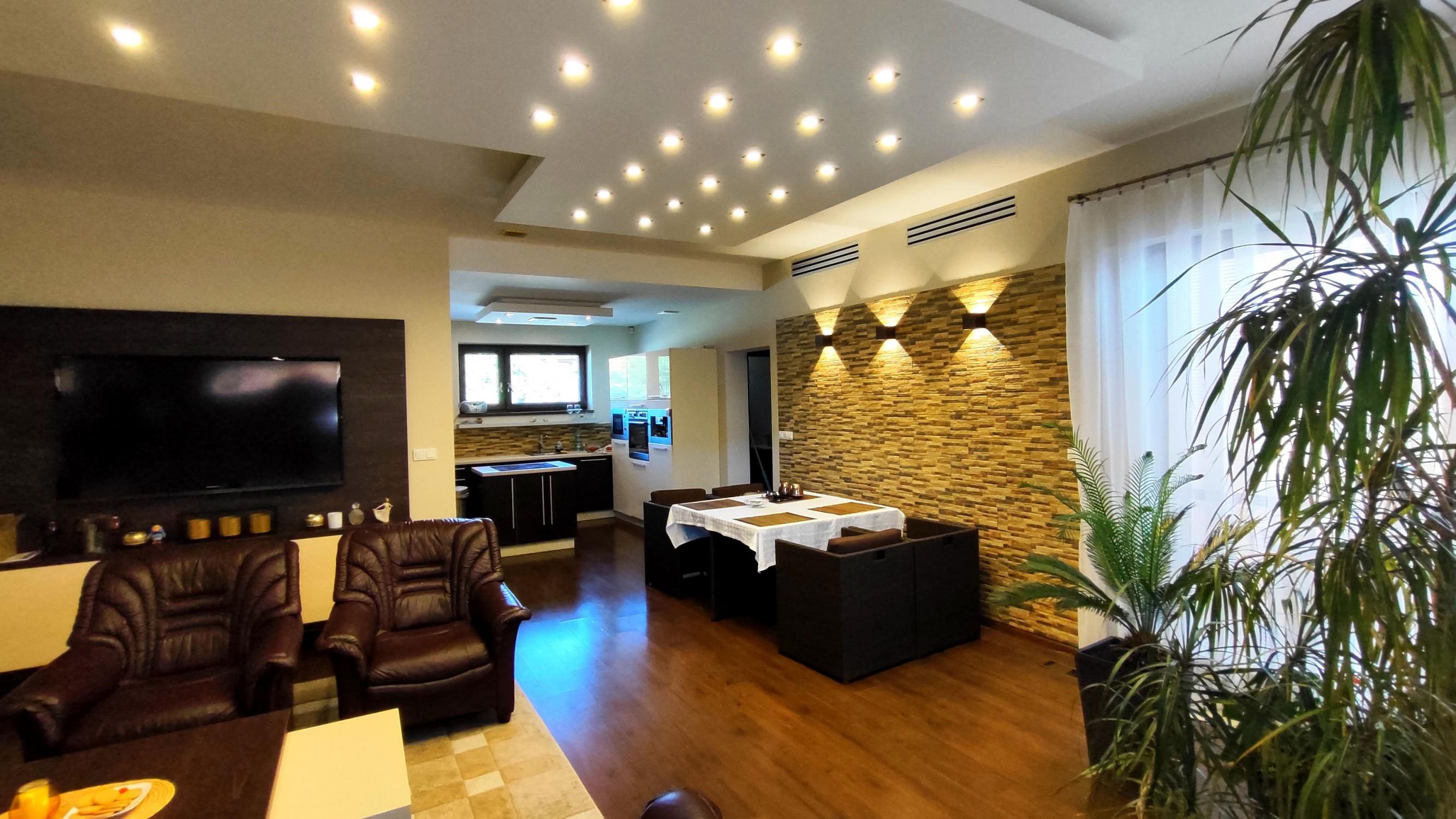 NA PRENÁJOM: 3izbový byt v rodinnom dome, s terasou a dvorom