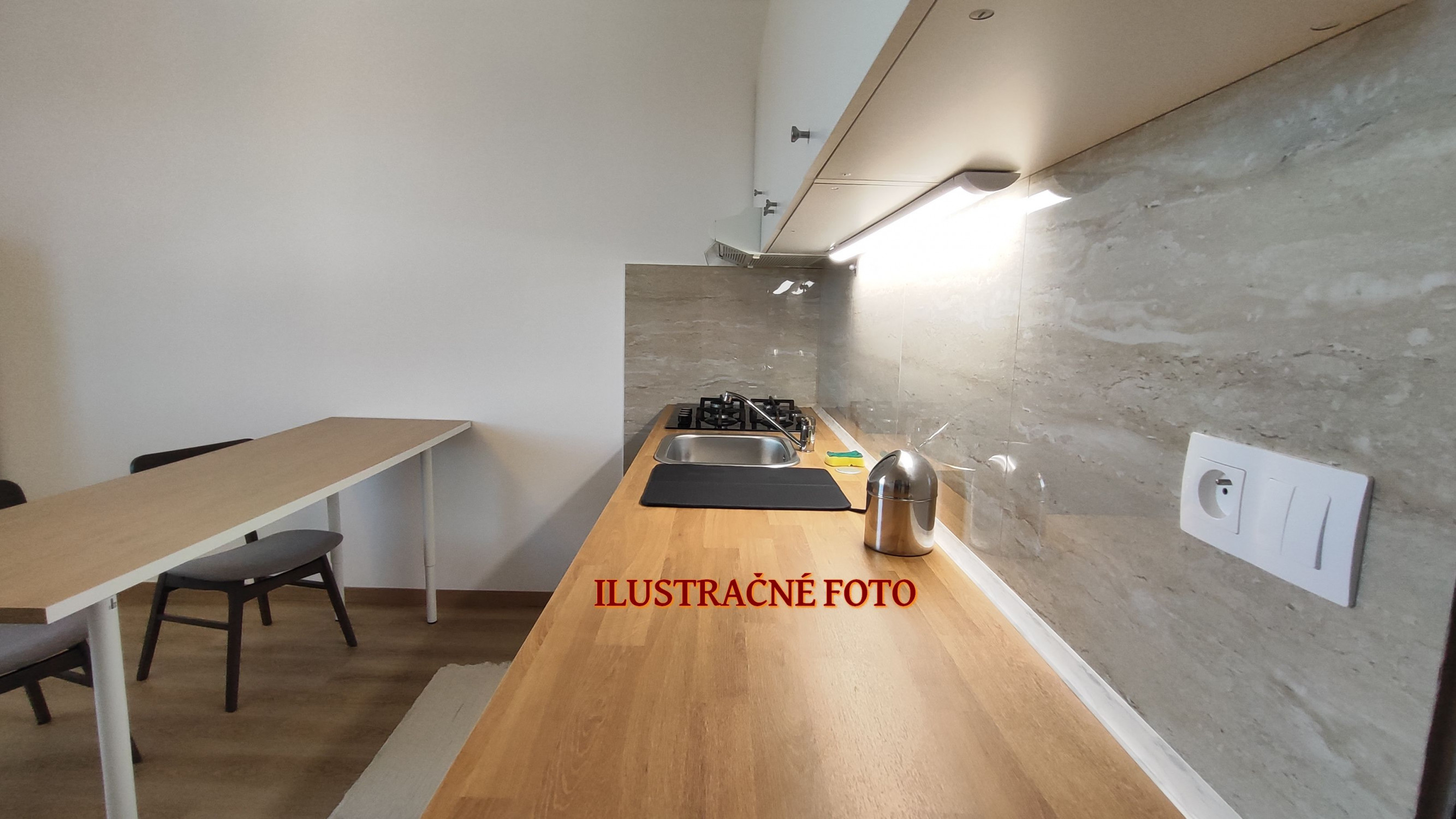 Prenájom 1izbový byt, NZ, klimatizovaný, po rekonštrukcii