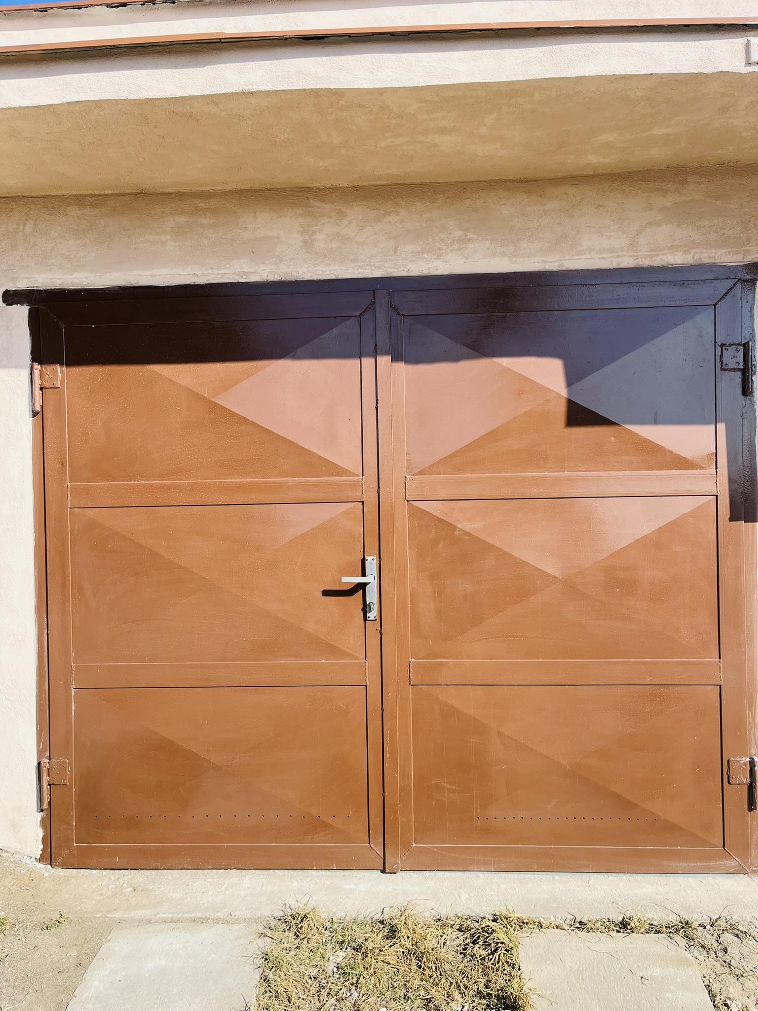 NA PREDAJ GARÁŽ - ul. Veterná, Holíč