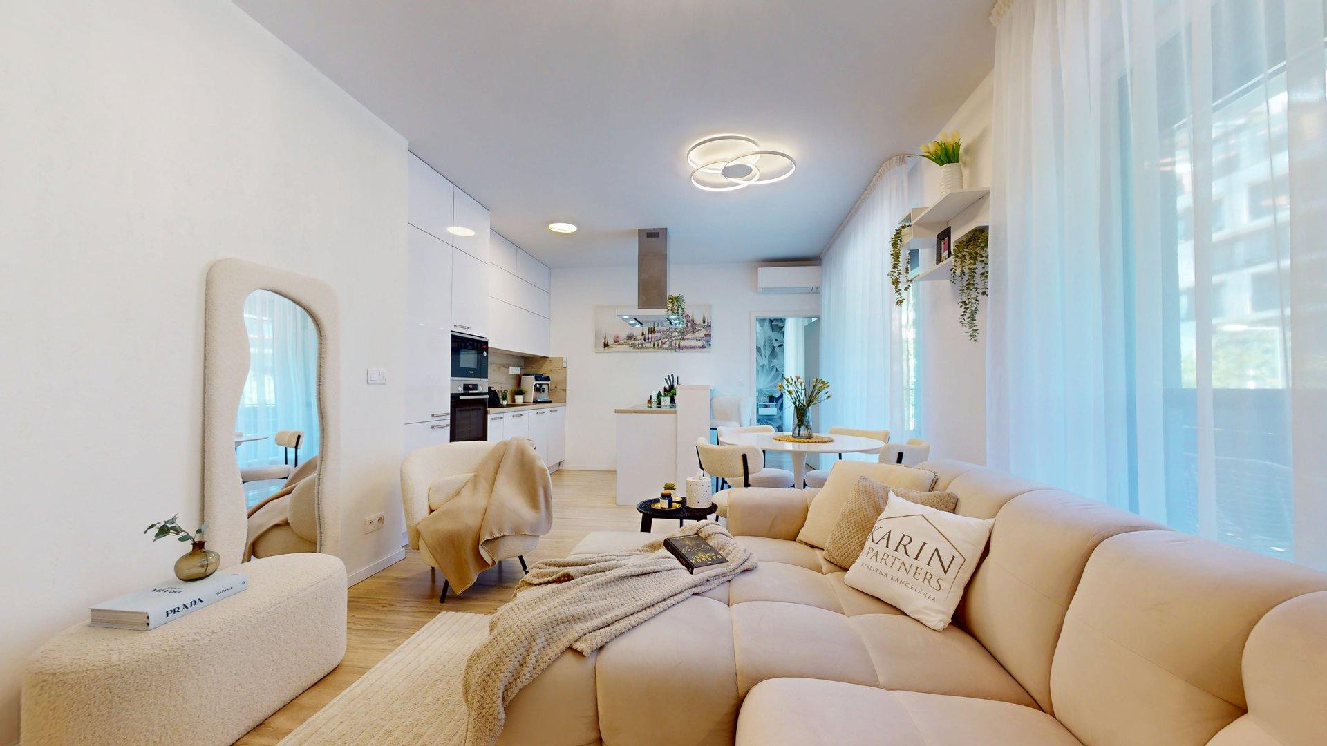 REZERVOVANÉ DIZAJNOVO ZARIADENÝ 2I BYT S BALKÓNOM | SLNEČNICE | ZÓNA MESTO