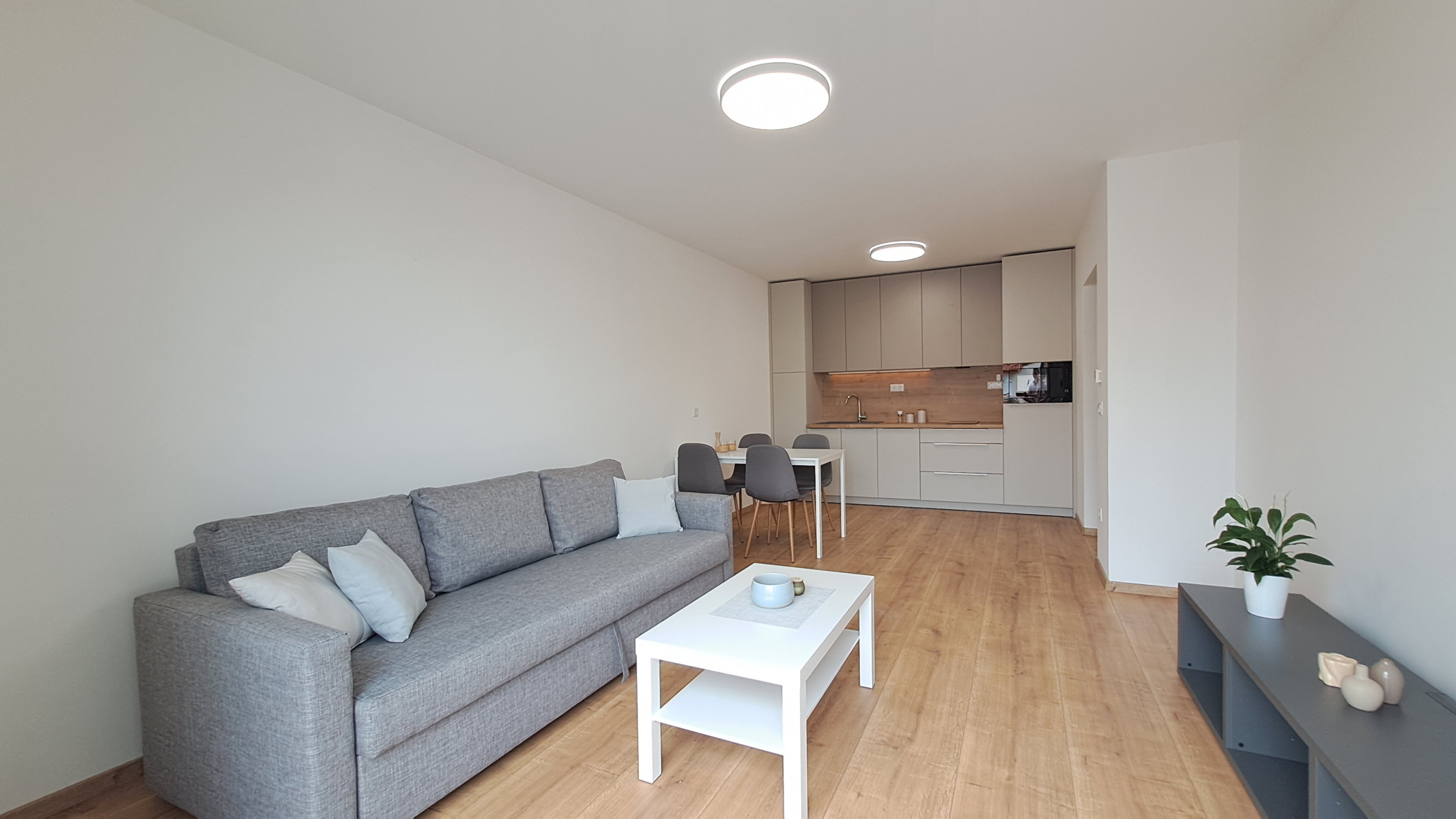 Prenájom nový zariadený 2-izbový byt s parkovaním v novostavbe, Rajka