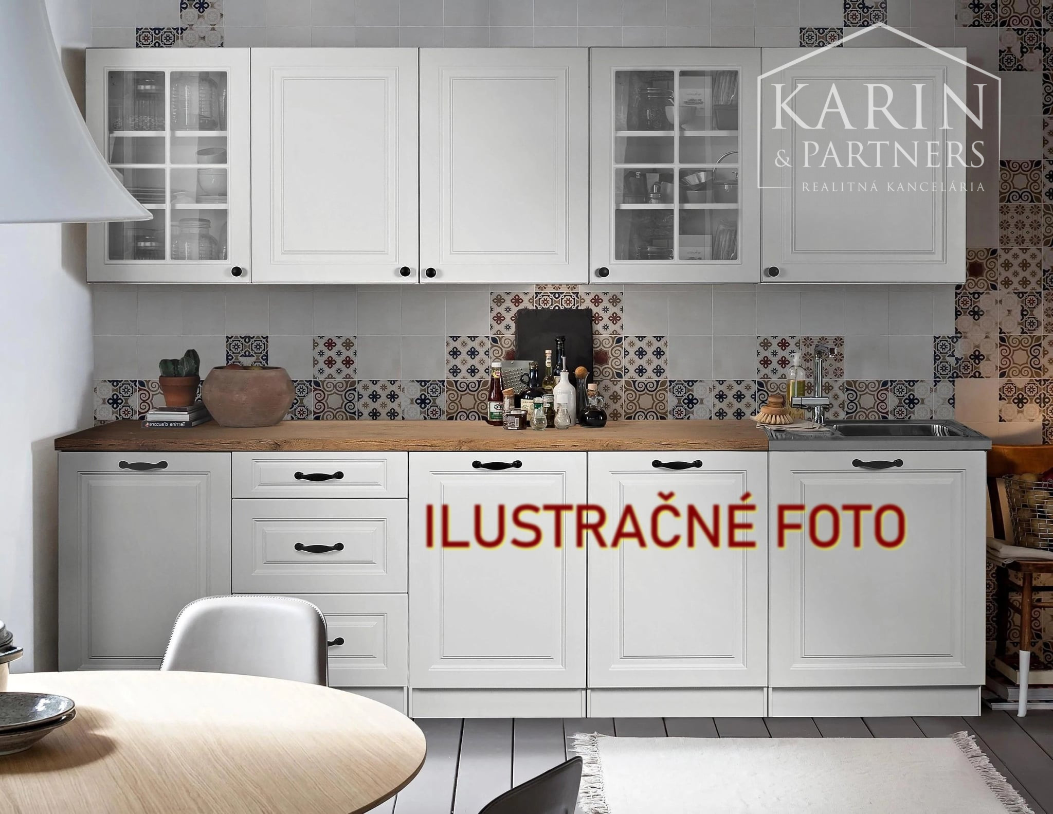 Prenájom 2-izbového bytu s komorou a možnosťou parkovania vo dvore, Nové Zámky