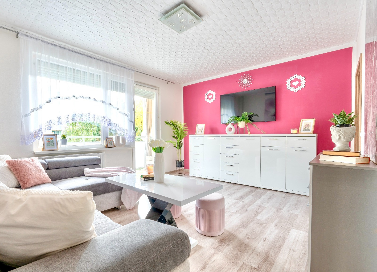 REZERVOVANÉ!!! ŠTÝLOVÝ DVOJIZBOVÝ BYT - KOMPLETNÁ REKONŠTRUKCIA