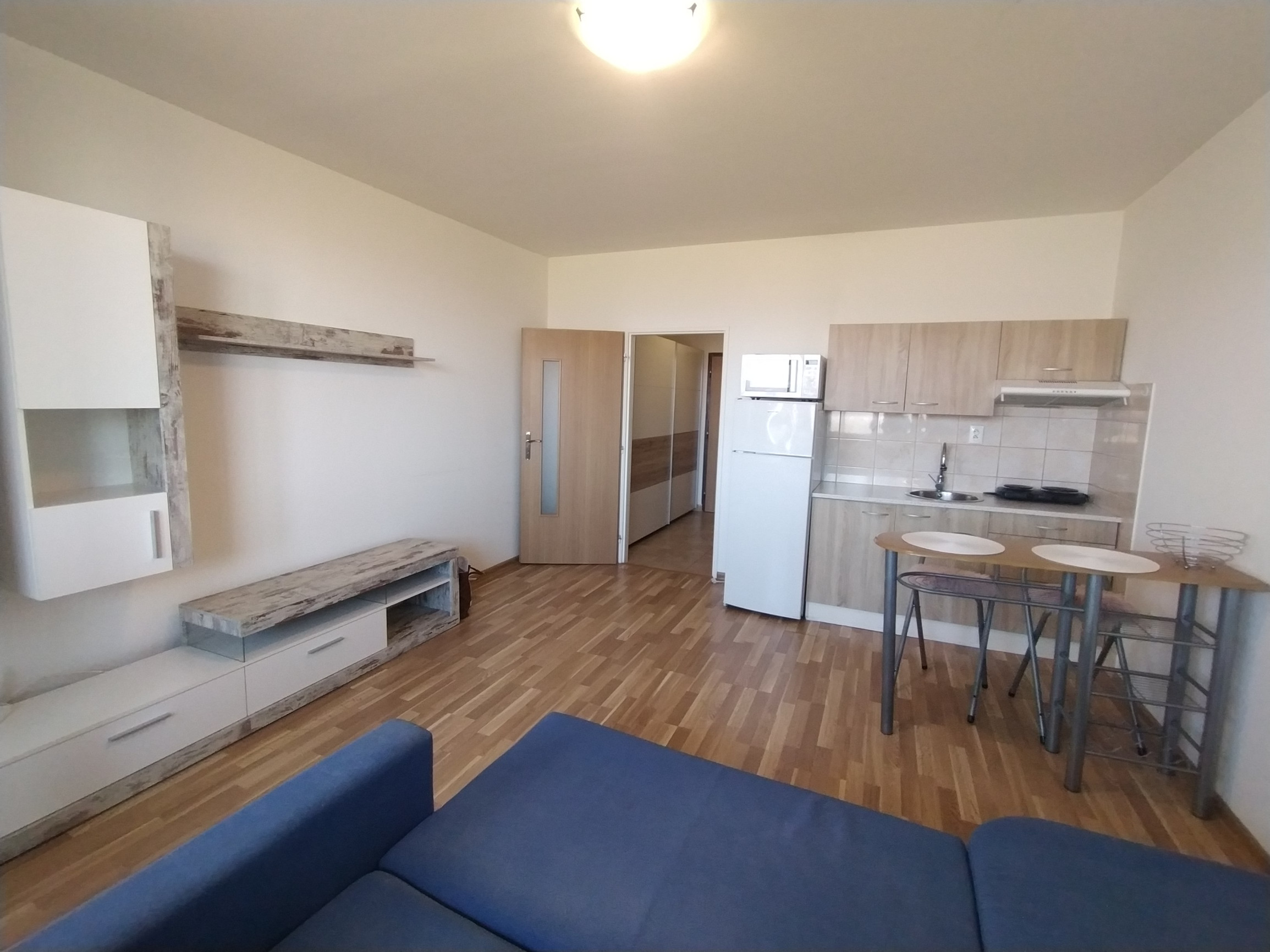 Predaj garsónka! 33,54 m2 s loggiou, ul. Jána Jonáša, Devínska Nová Ves, BA IV.