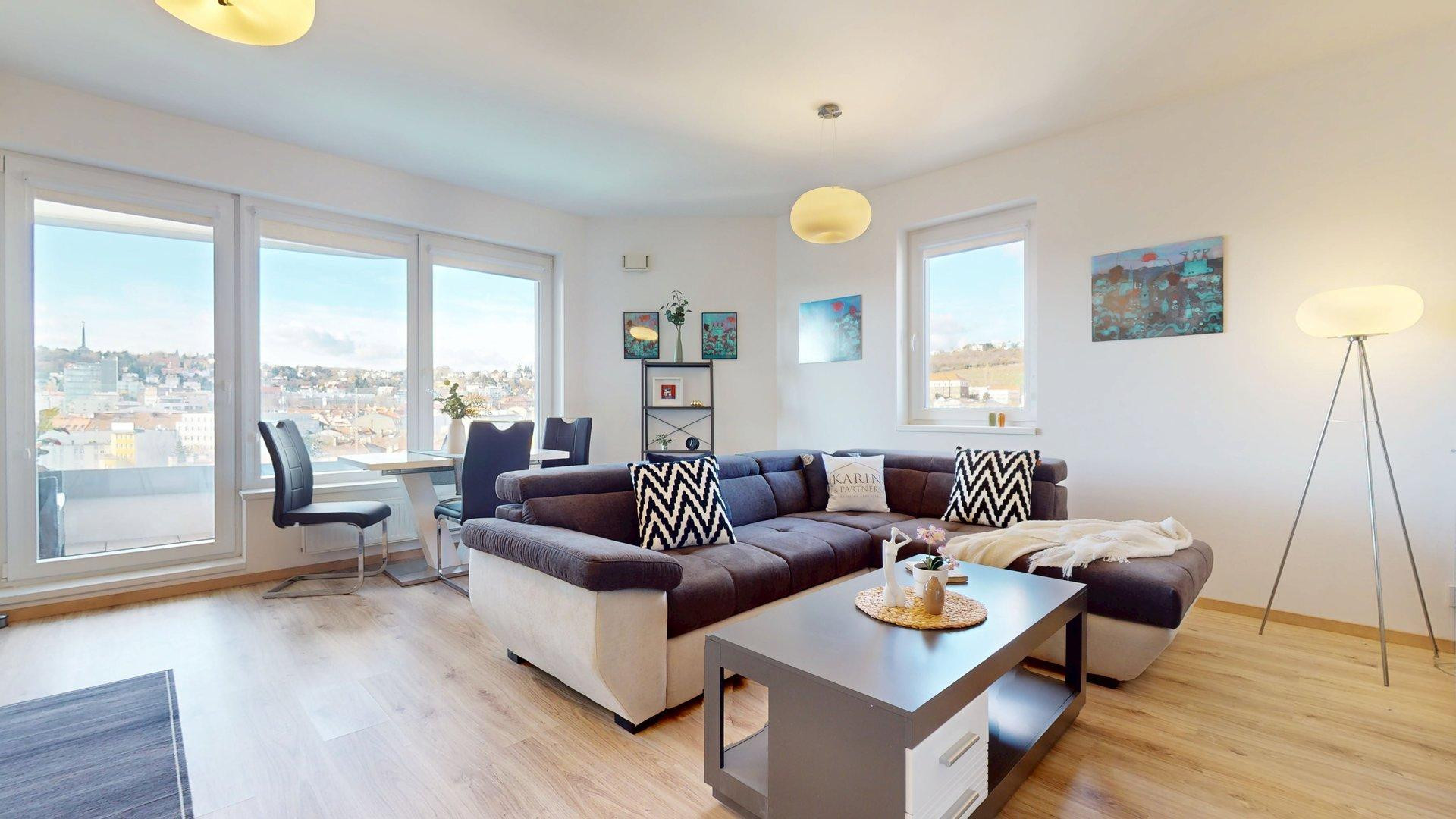 KOMPLETNE VKUSNE A KVALITNE ZARIADENÝ 2I BYT S LODŽIOU A GARÁŽOVÝM STOJISKOM