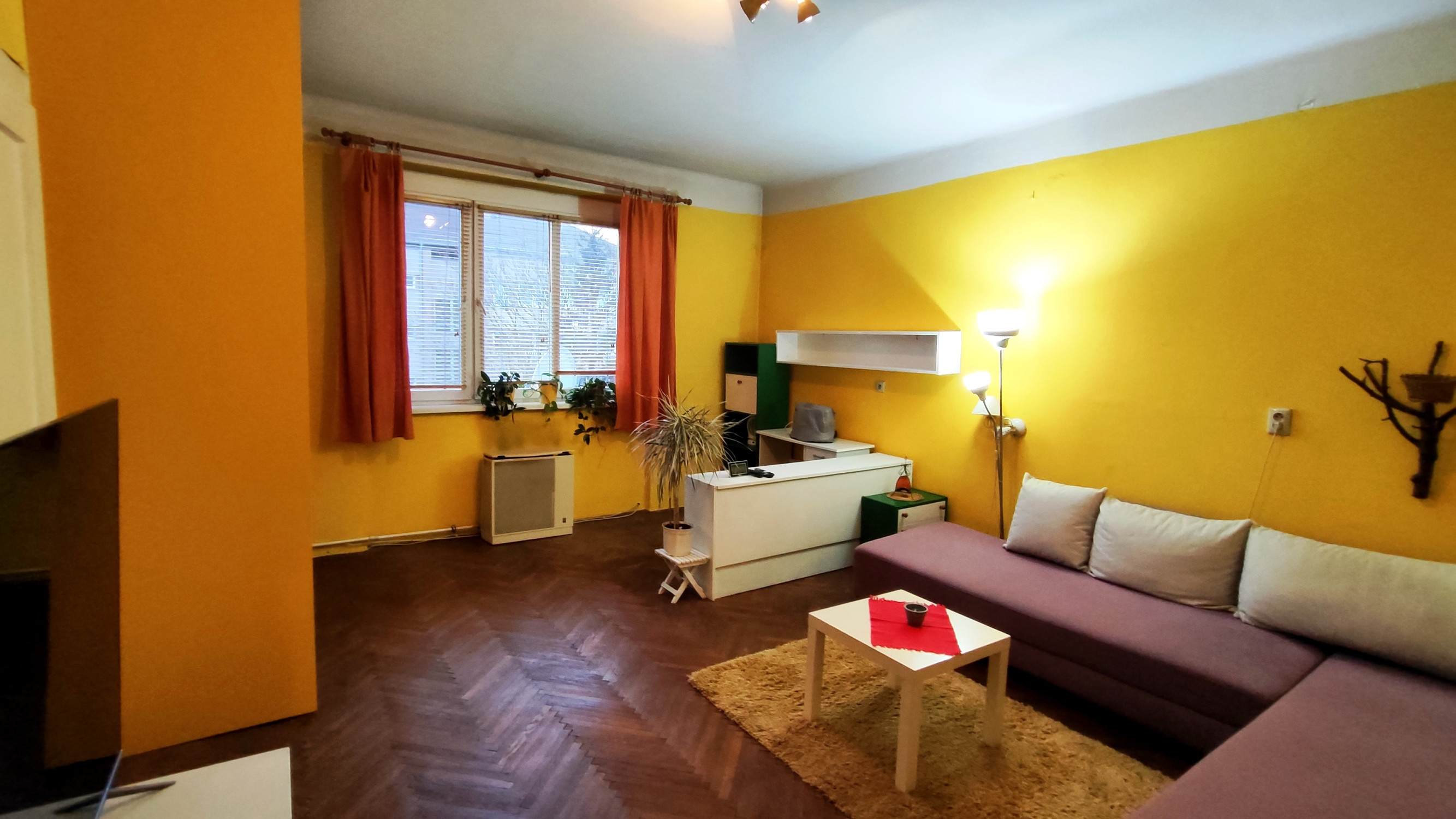 NA PRENÁJOM: 2 izbový byt, s výmerou 59m2 + terasa, NZ