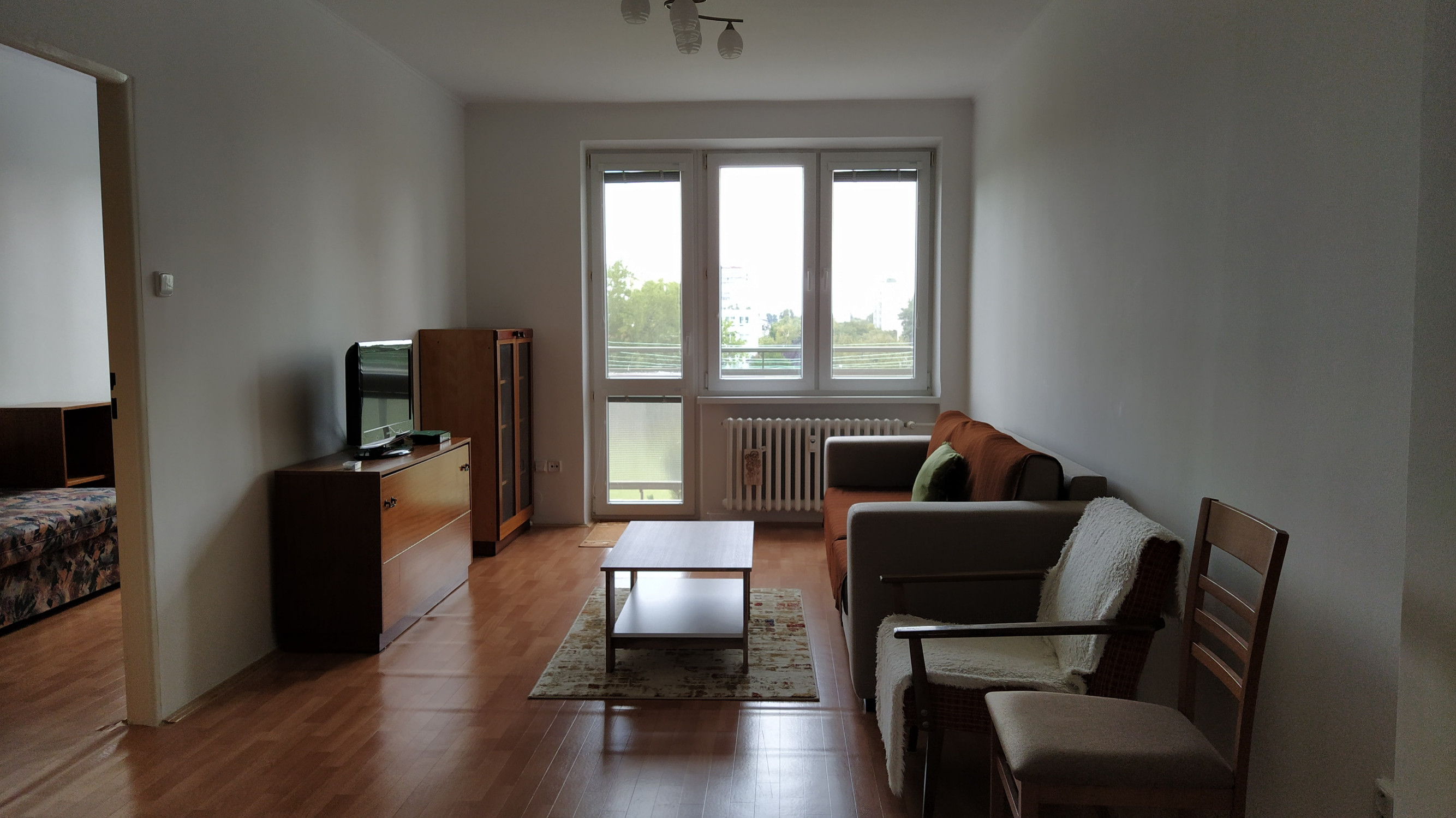 Prenájom rekonštr. 3 izb. byt 65m2 s balkónom 2m2 na Tokajíckej ul., BA II. Ružinov.