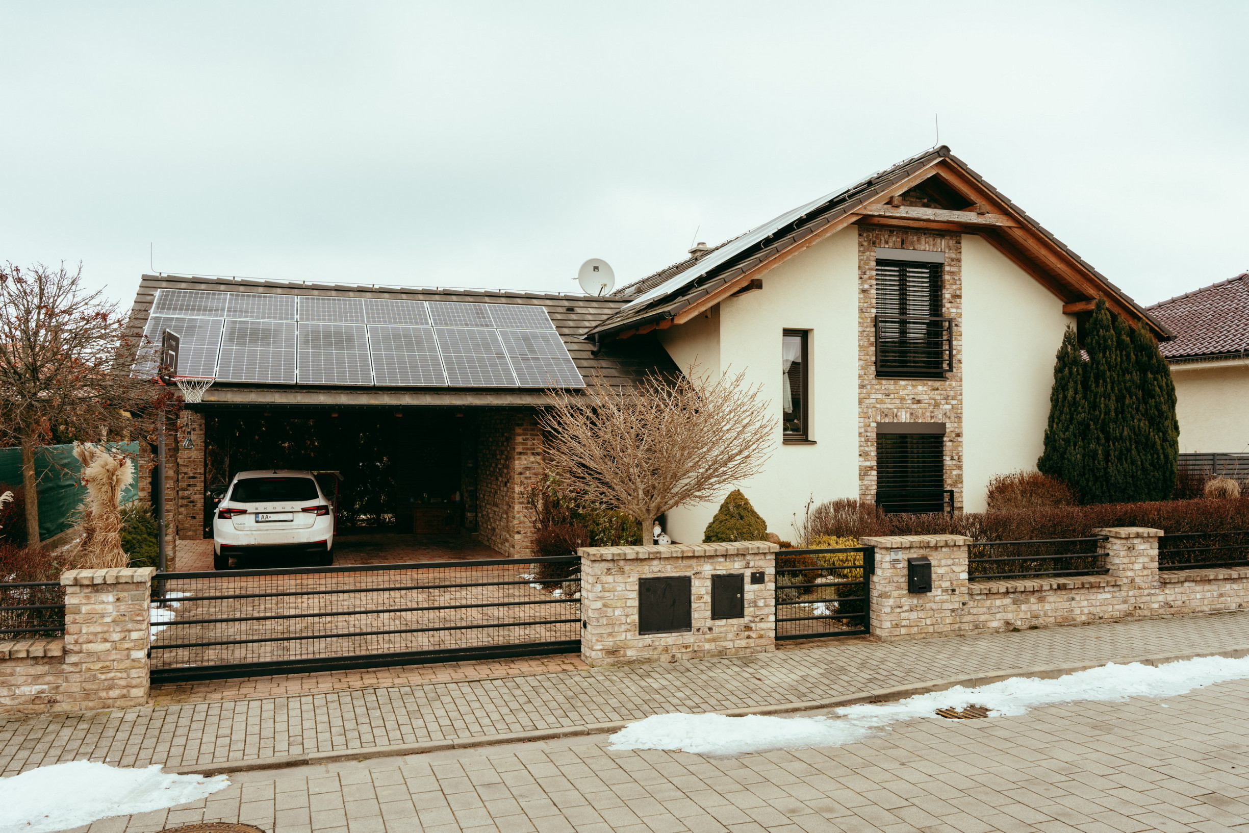 Exkluzívne - 5.izb. dom v Senici, príjemný a praktický