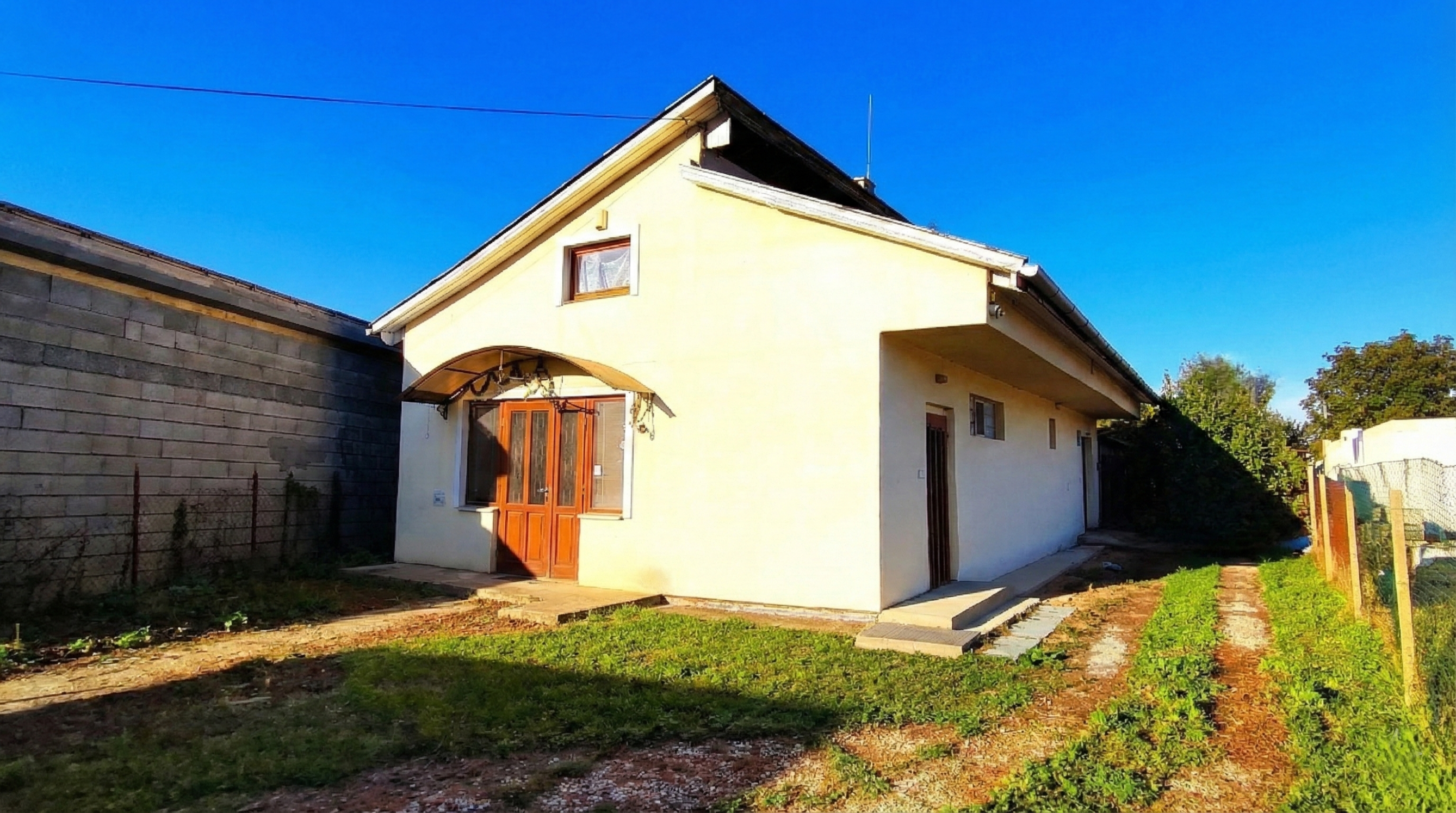 REZERVOVANÉ: EXKLUZÍVNE: RD Vinodol, 4-izbový, /Nitra 15km/