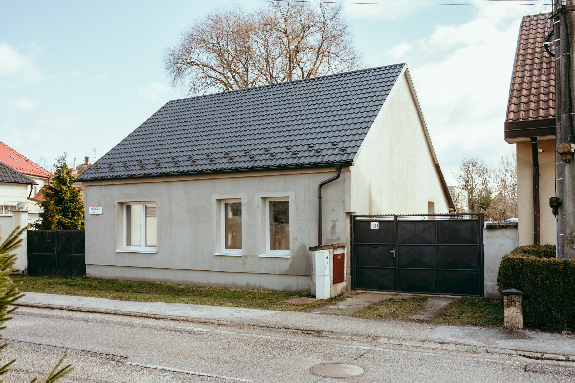 Kompletne zrekonštruovaný 4i rodinný dom v meste Šaštín-Stráže