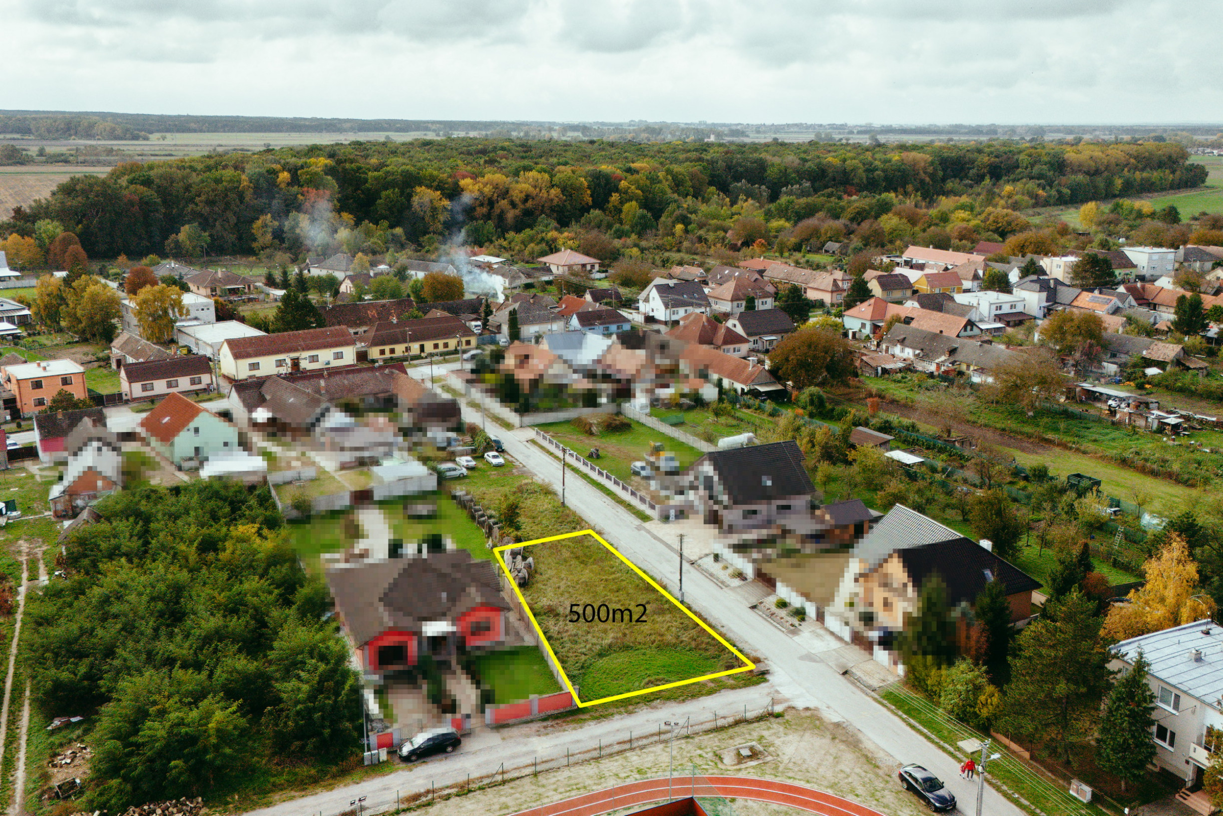 Stavebný pozemok v obci Čáry na Záhorí v tichej ulici