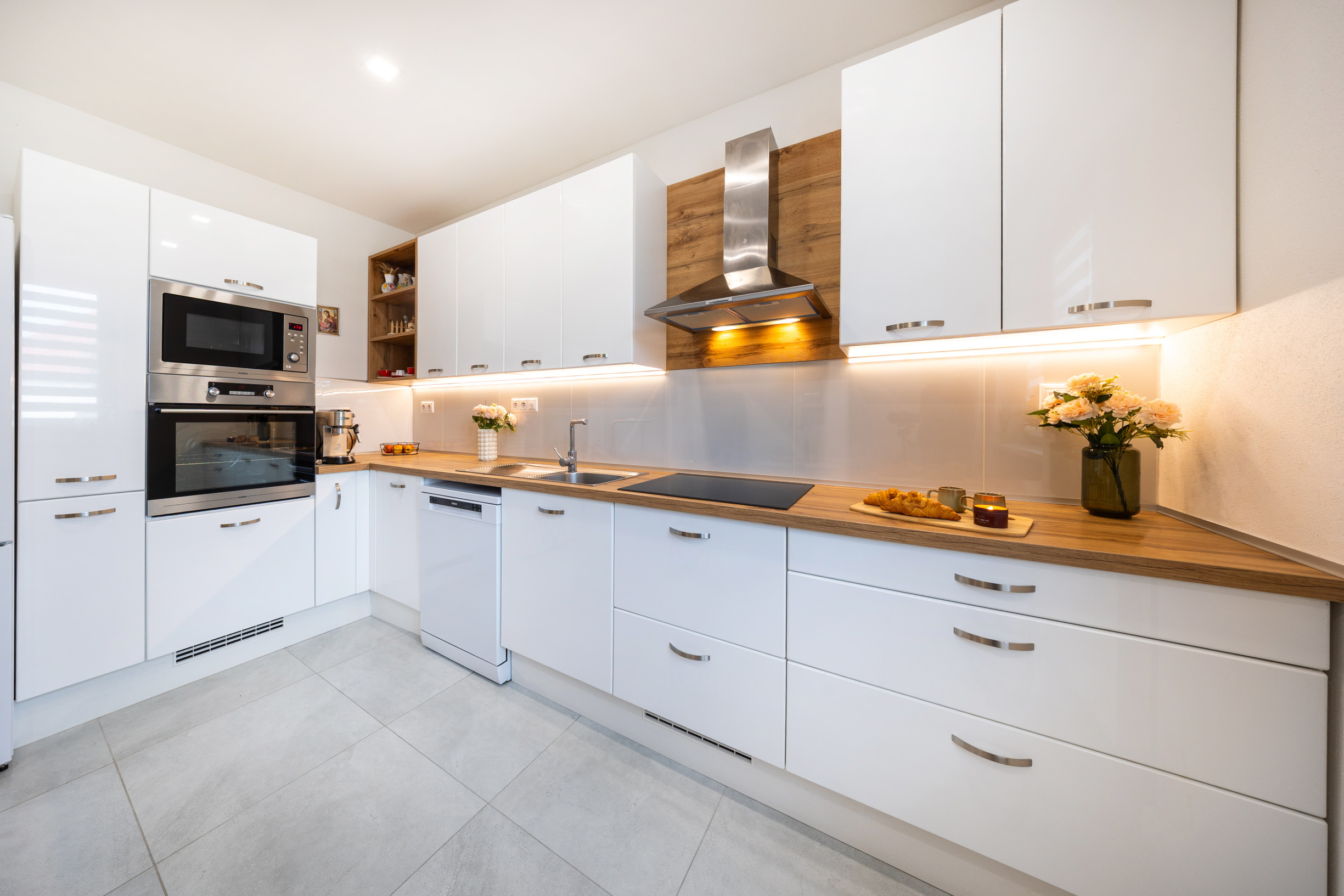 6-izbový rodinný dom – Ivanka pri Nitre s krásnym pozemkom, 10 min. od mesta Nitra