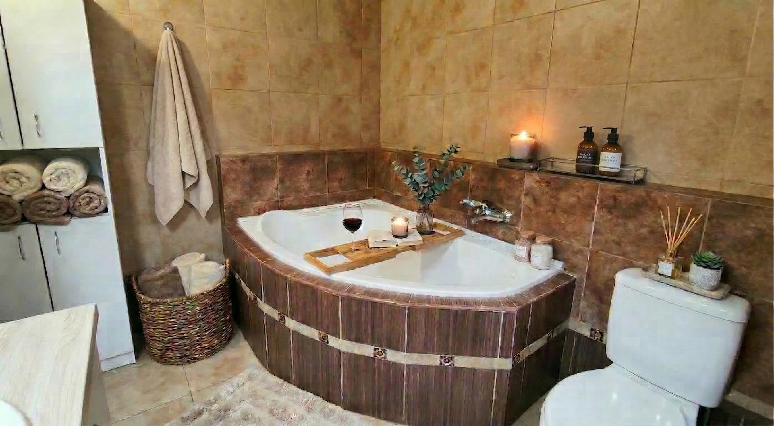 PRENÁJOM: Veľký 2,5i byt s loggiou, sídlisko JUH, kompl.REKO