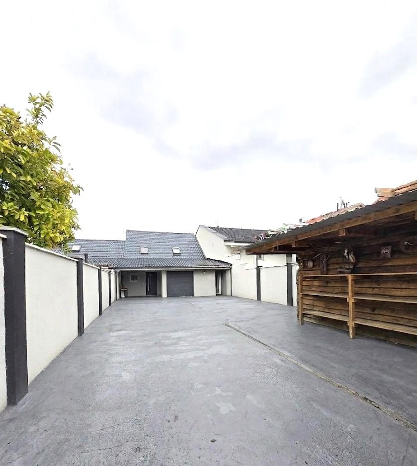 Predaj – Prízemný 4 izbový rodinný dom s obytným podkrovím – Bratislava II Ružinov mč. Trnávka.