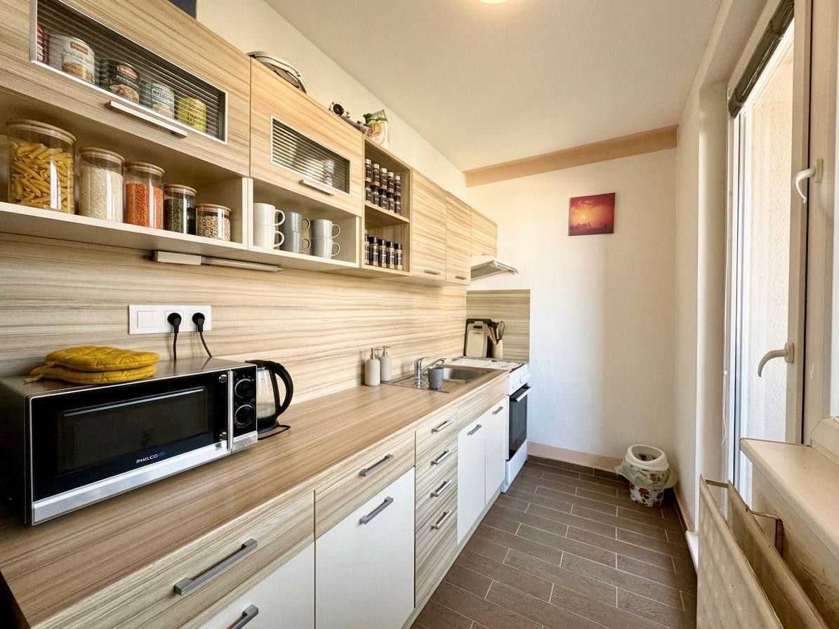 2i ZARIADENÝ BYT NA PRENÁJOM, SNP, HOLÍČ