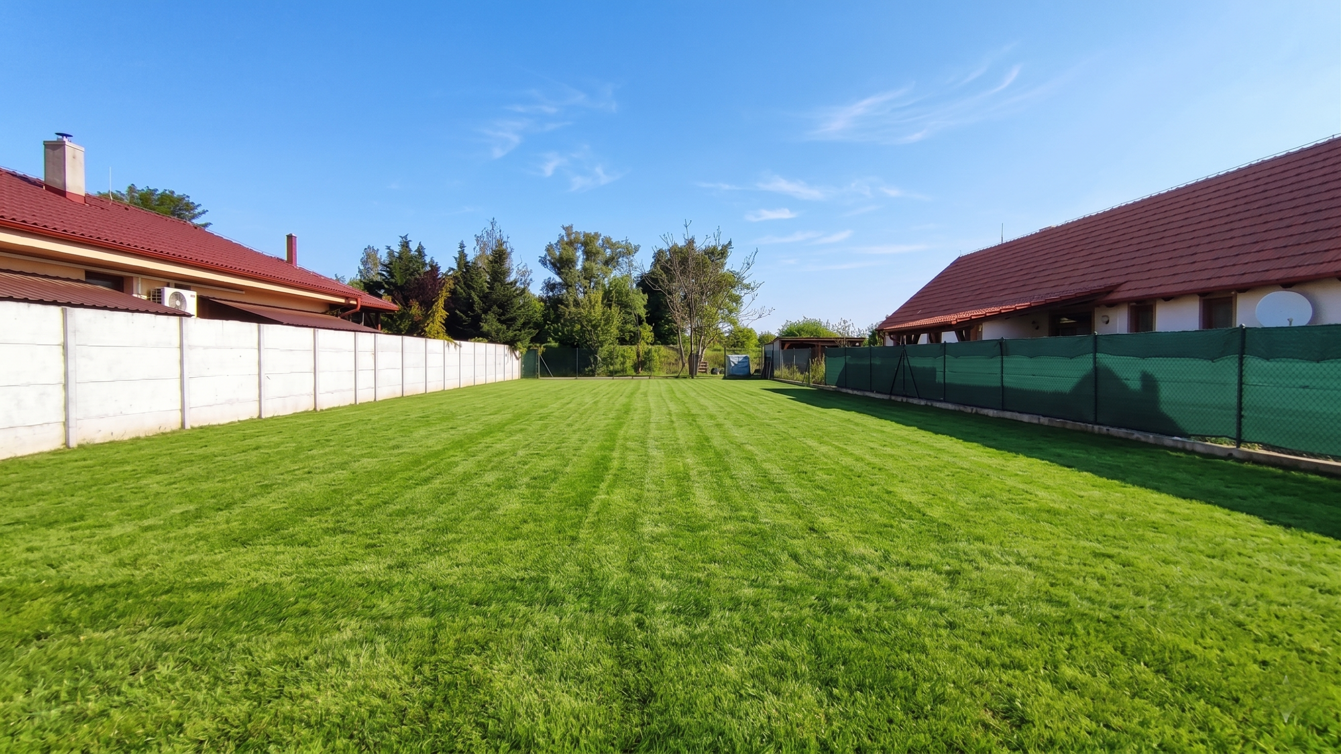 NA PREDAJ: Pozemok vhodný na výstavbu RD, Nové Zámky