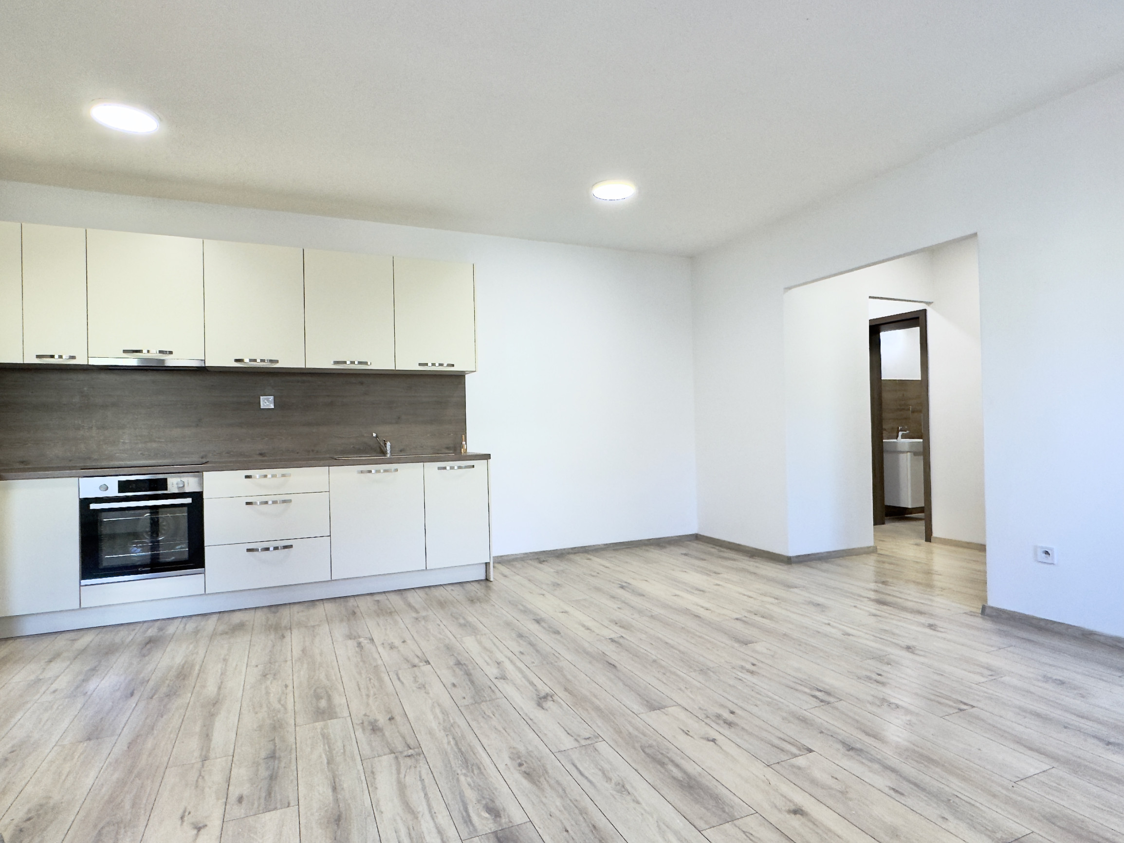 3-izbový byt v centre Holíča na prenájom – okamžite k nasťahovaniu, 67 m2