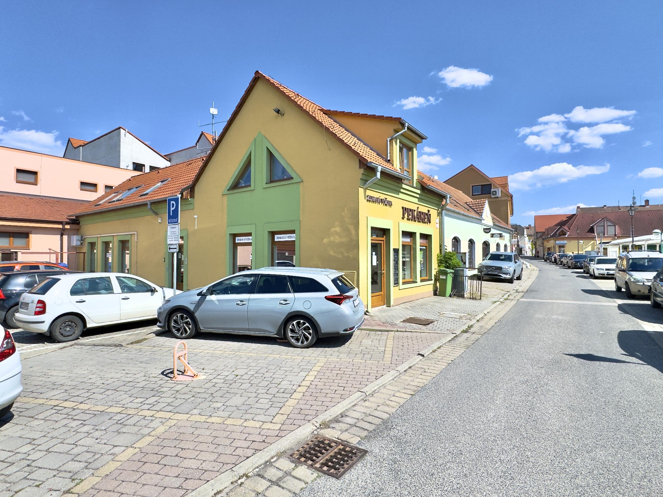 Obchodný prízemný priestor na prenájom v centre Skalice – Pivovarská ulica