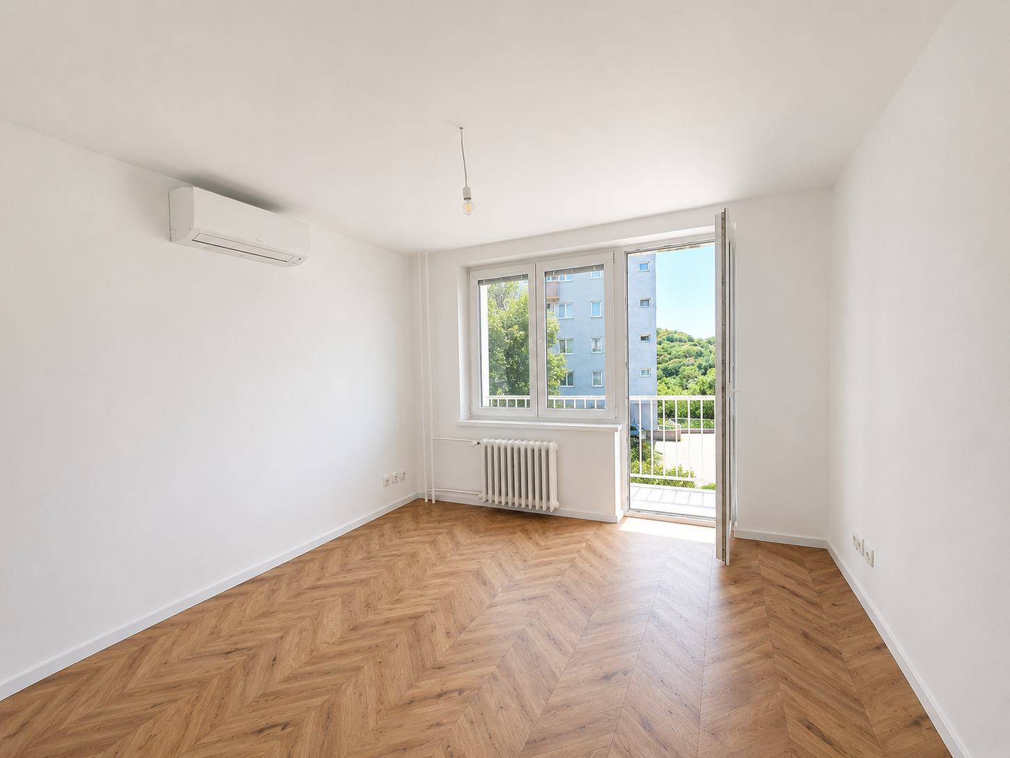 PRENÁJOM | Zrekonštruovaný 3-izbový byt s balkónom – Bratislava - Kramáre.