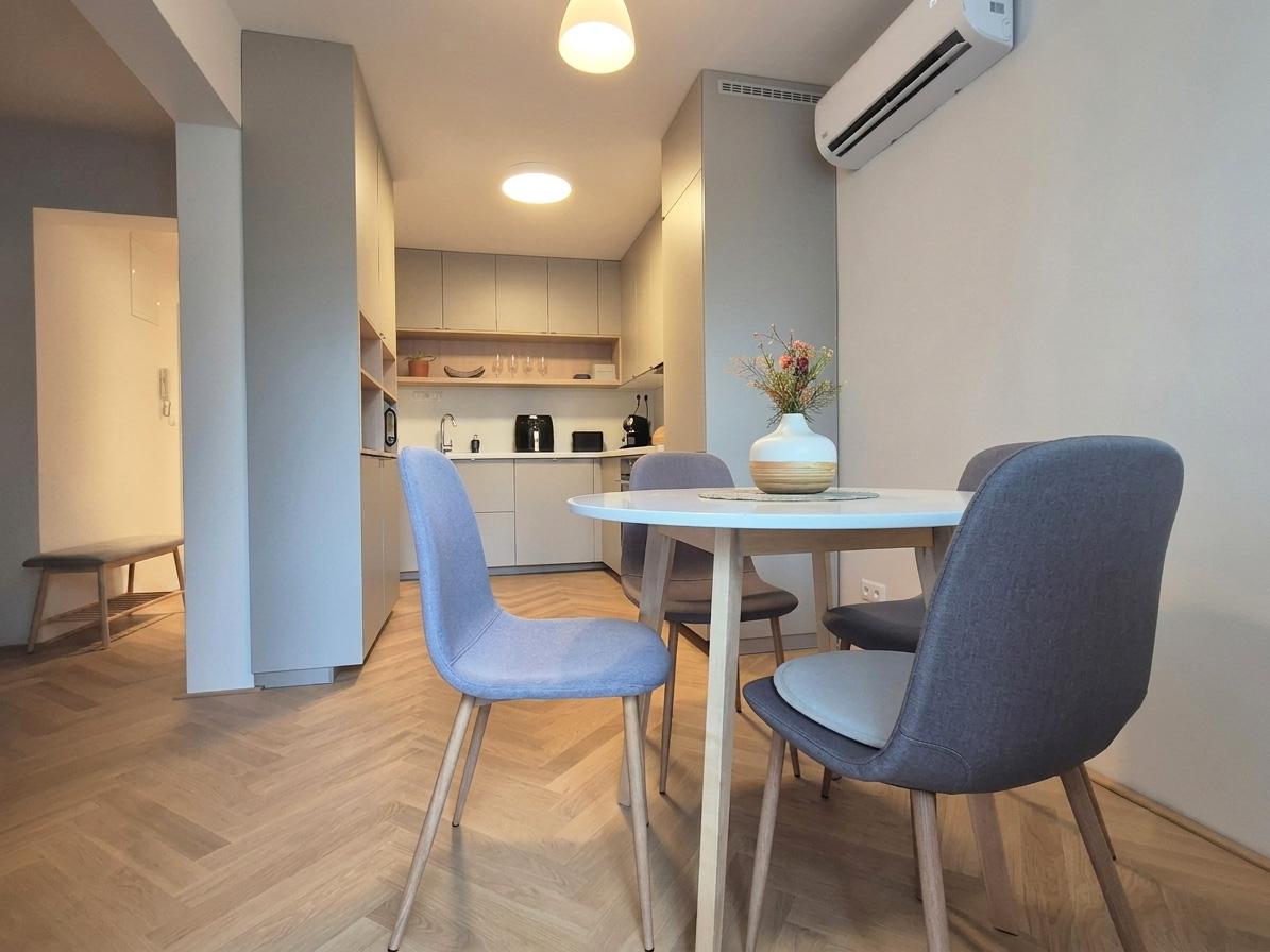 3-izbový zrekonštruovaný byt pri parku,  69 m2, v Modre.
