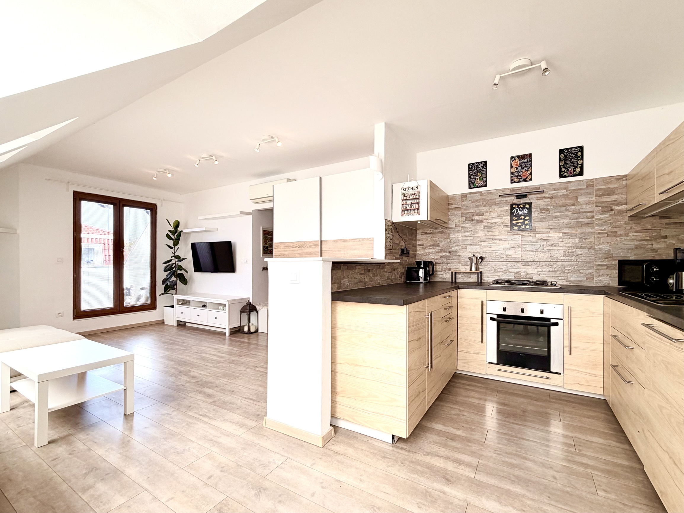 Prenájom: Moderný 2-izbový byt, novostavba, 70m2, Šamorín