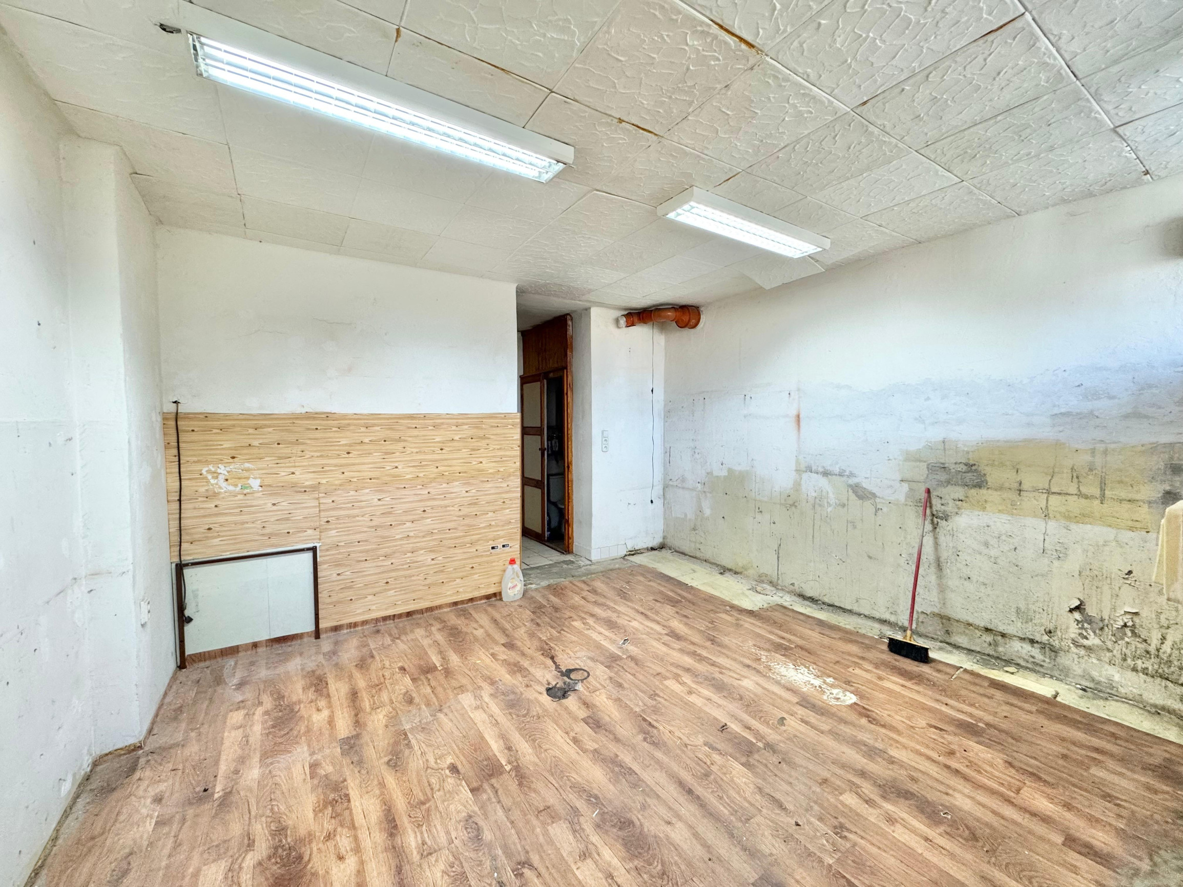 PREDAJ: MULTIFUNKČNÝ PRIESTOR 24 M² S PARKOVANÍM