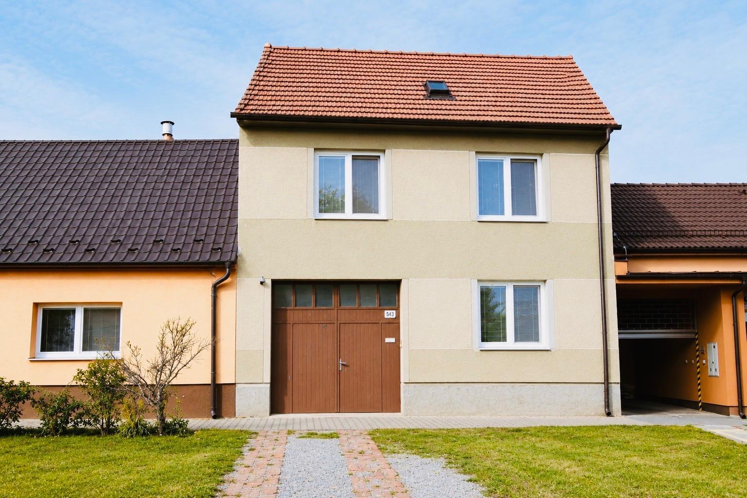 NA PREDAJ 5i RODINNÝ DOM S POZEMKOM 1 650 M² – KOPČANY