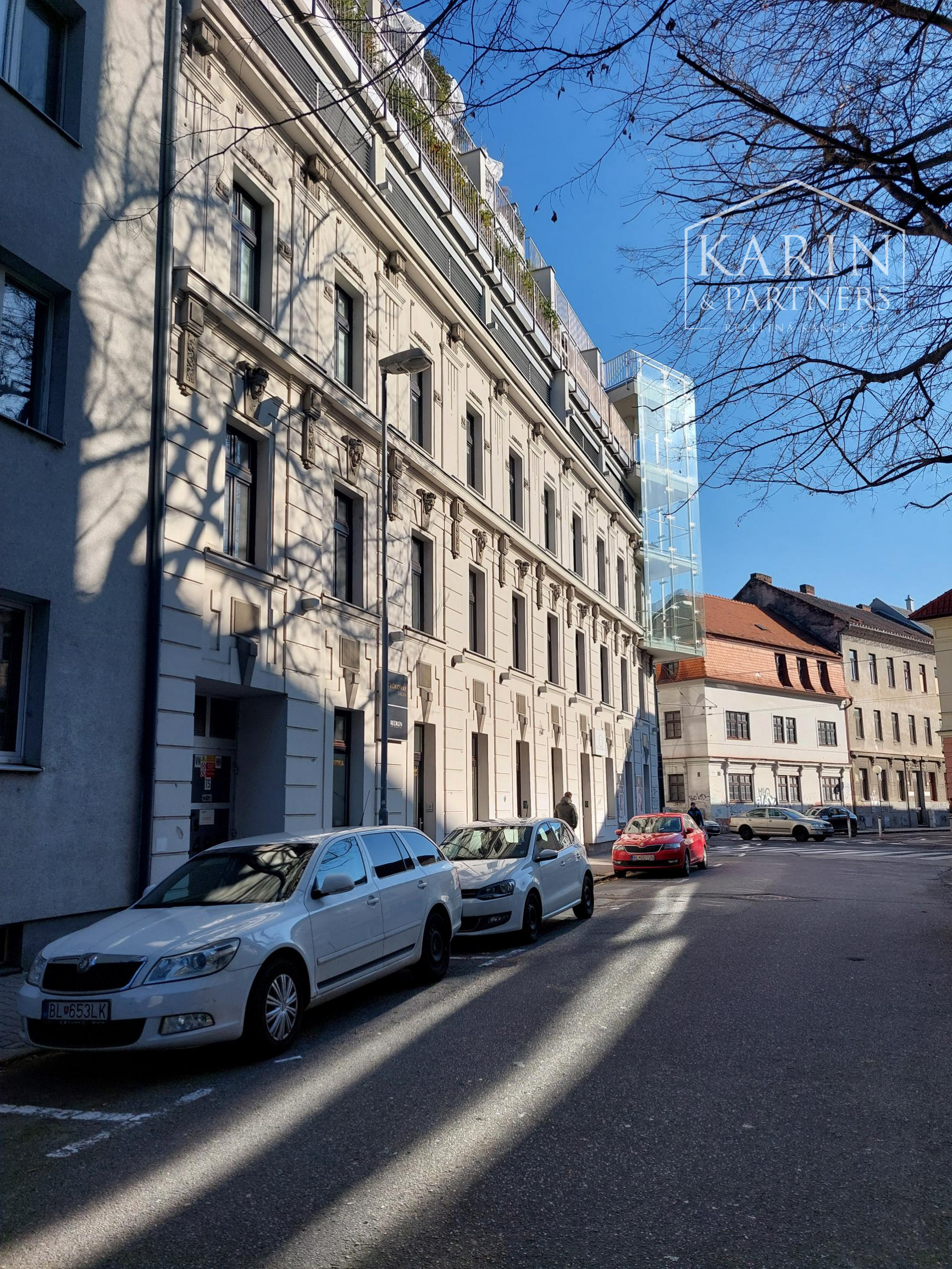 Staré Mesto - veľkometrážny reprezentatívny byt 167 m2, ul. Cintorínska