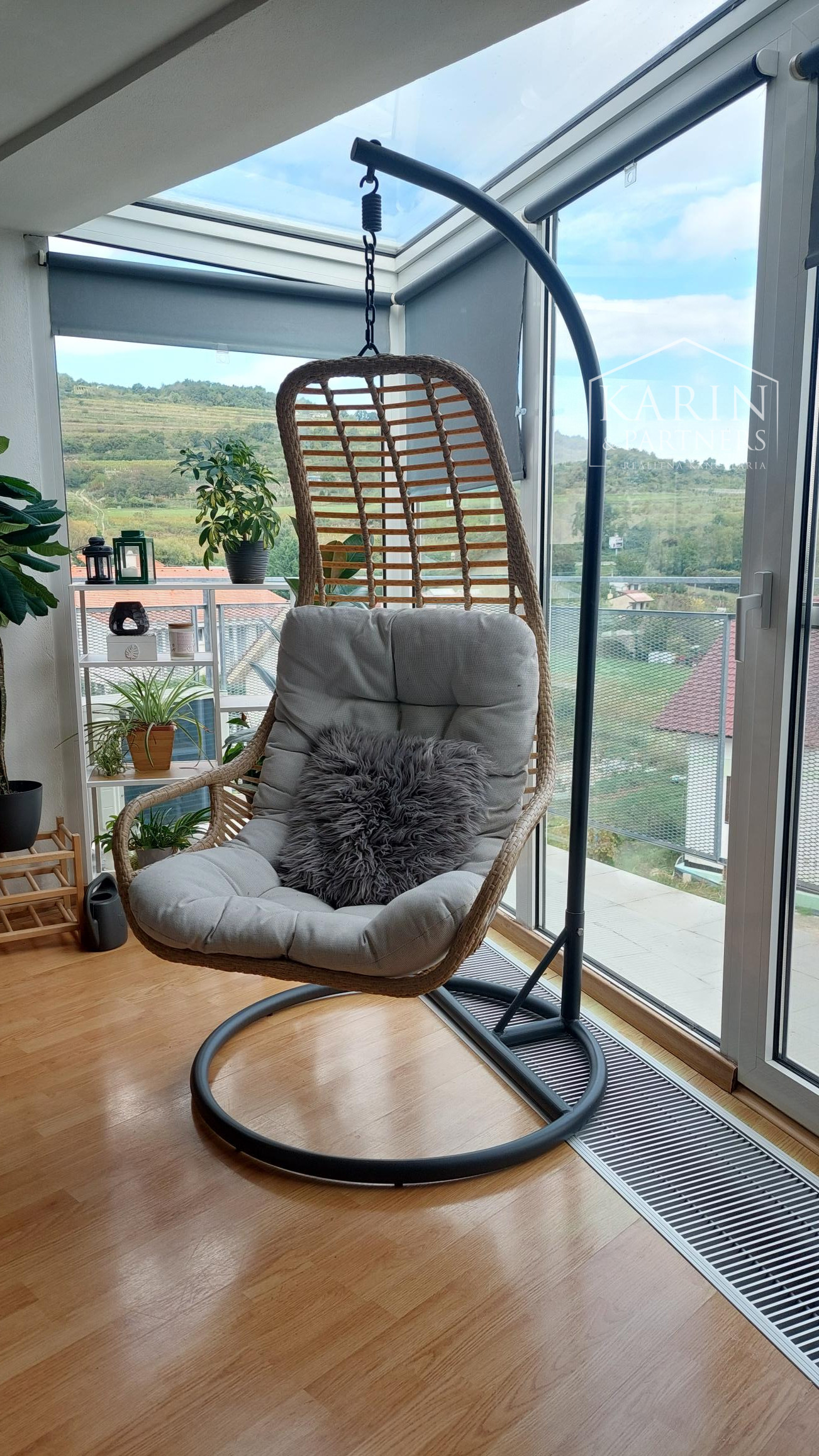 2 izbový  zariadený byt vo Svätom Jure len 14 km od Bratislavy