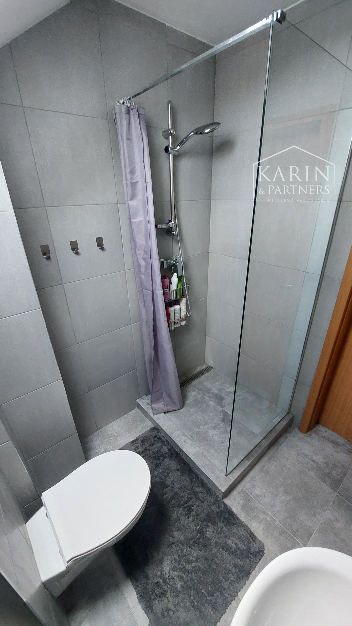 2 izbový  zariadený byt vo Svätom Jure len 14 km od Bratislavy